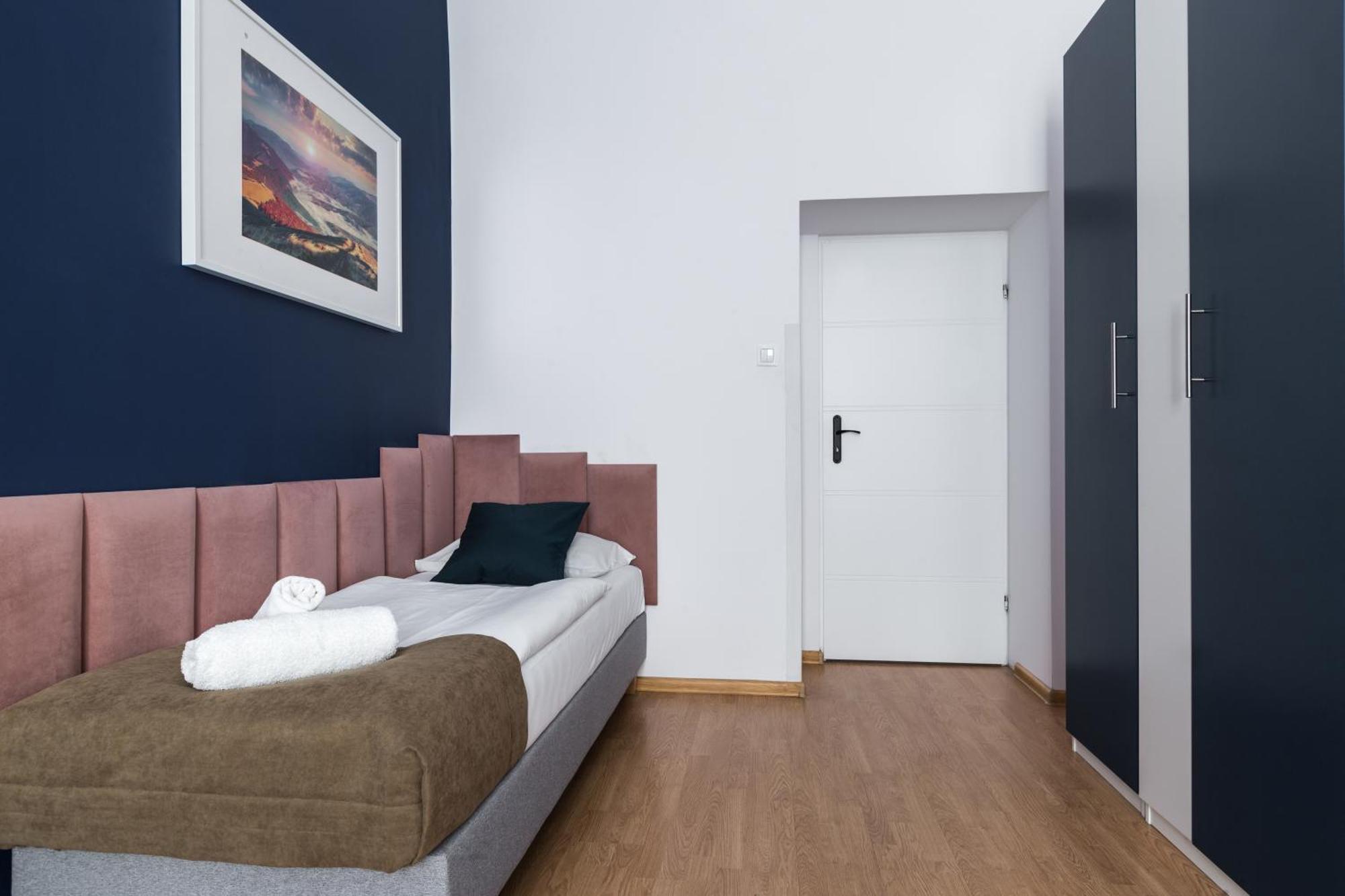 Friendhouse Apartments Avenue Krakau Buitenkant foto