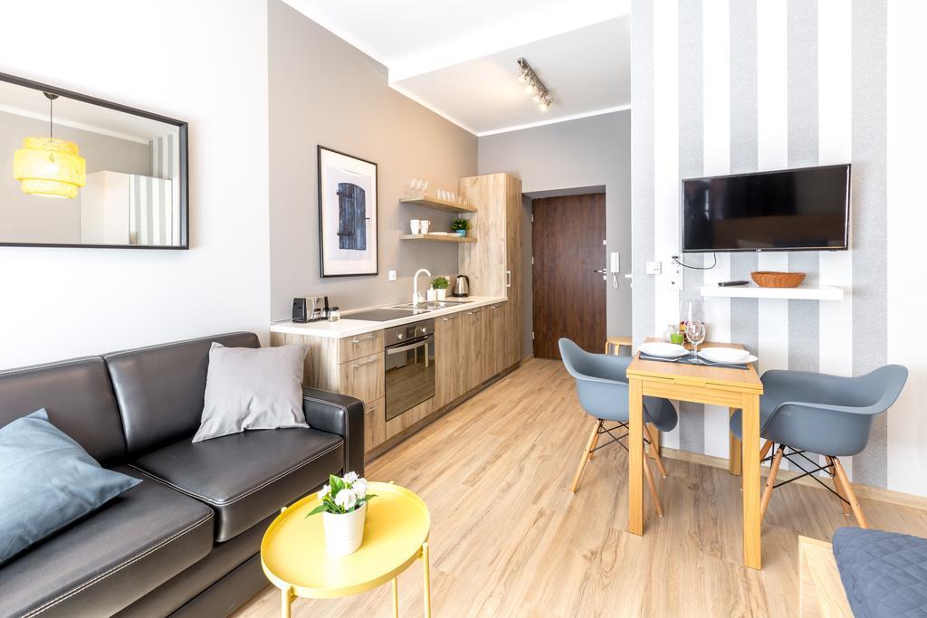Friendhouse Apartments Avenue Krakau Buitenkant foto